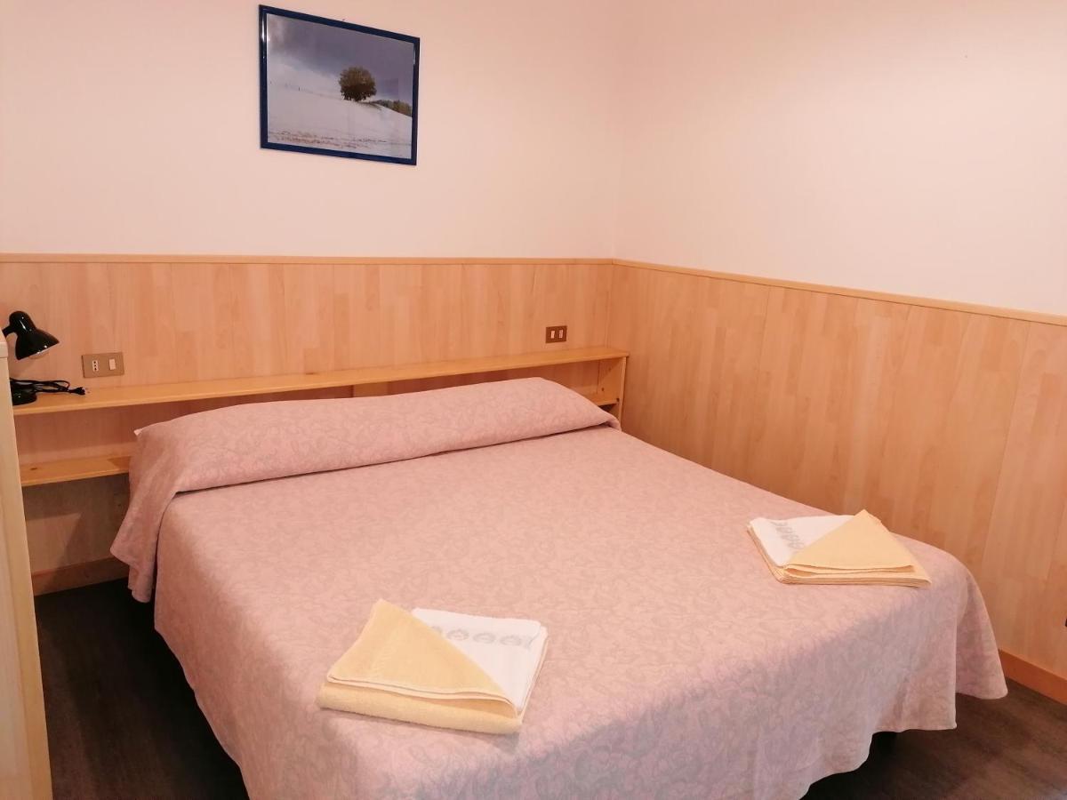Al Fogolar Hotell Villa Santina Exteriör bild